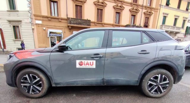 PEUGEOT 2008 usata, con Autoradio