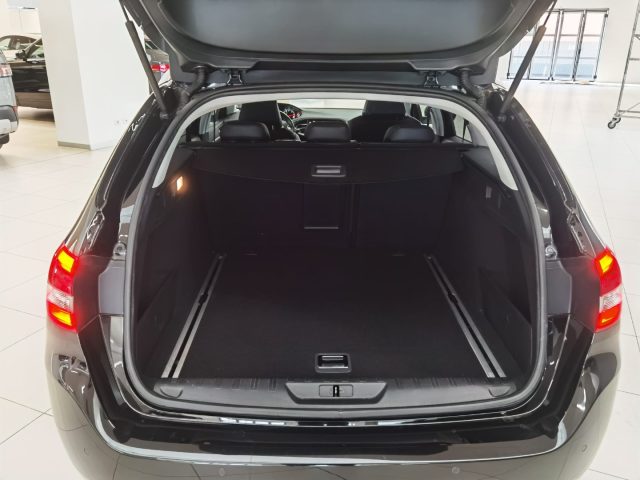 PEUGEOT 308 usata, con Servosterzo