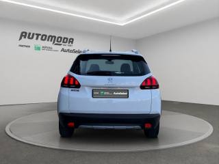 PEUGEOT 2008 usata, con Autoradio