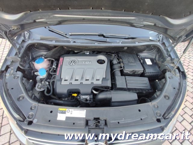 VOLKSWAGEN Touran usata 21