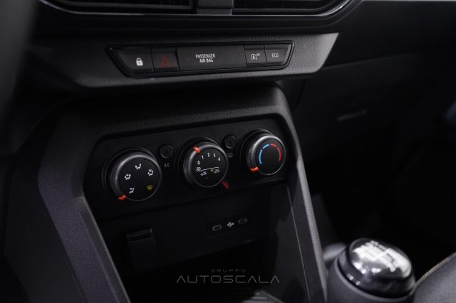 DACIA Sandero usata, con Touch screen