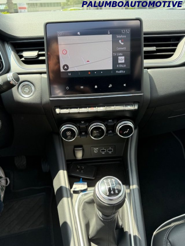 RENAULT Captur usata 12