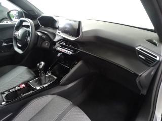 PEUGEOT 2008 usata, con Fari LED