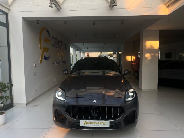 MASERATI Grecale usata, con Tettuccio apribile