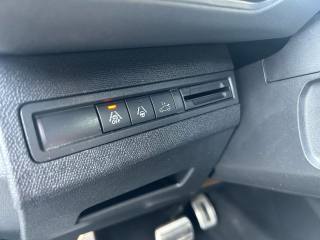 PEUGEOT 5008 usata, con Park Distance Control