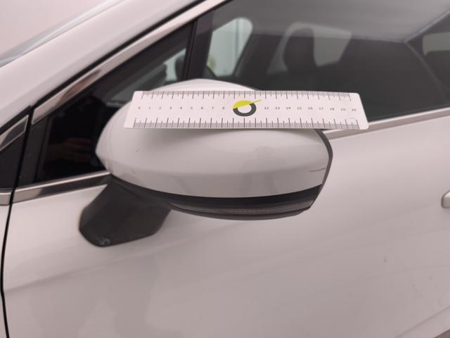 RENAULT Clio usata, con Fari full-led