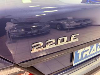 MERCEDES-BENZ E 220 usata 13