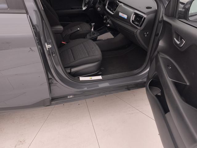 KIA Stonic usata, con Fari full-led