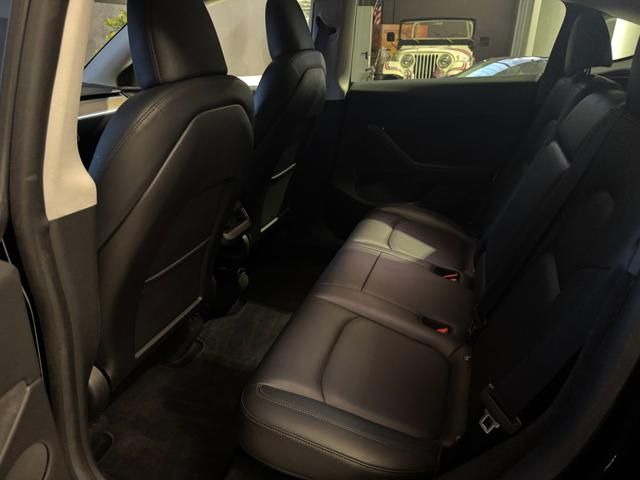 TESLA Model Y usata, con Boardcomputer