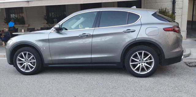 ALFA ROMEO Stelvio usata, con Fari Xenon