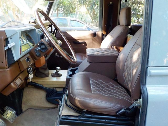 LAND ROVER Defender usata 28