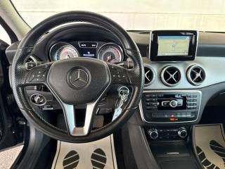 MERCEDES-BENZ GLA 200 usata, con Telecamera per parcheggio assistito