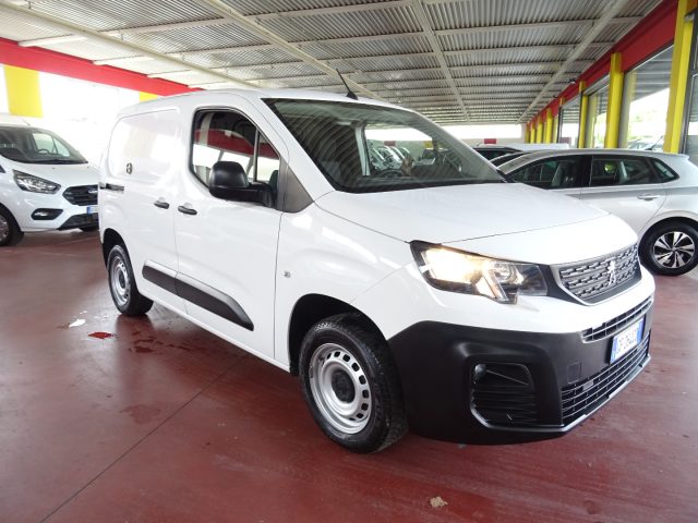 PEUGEOT Partner usata, con Autoradio