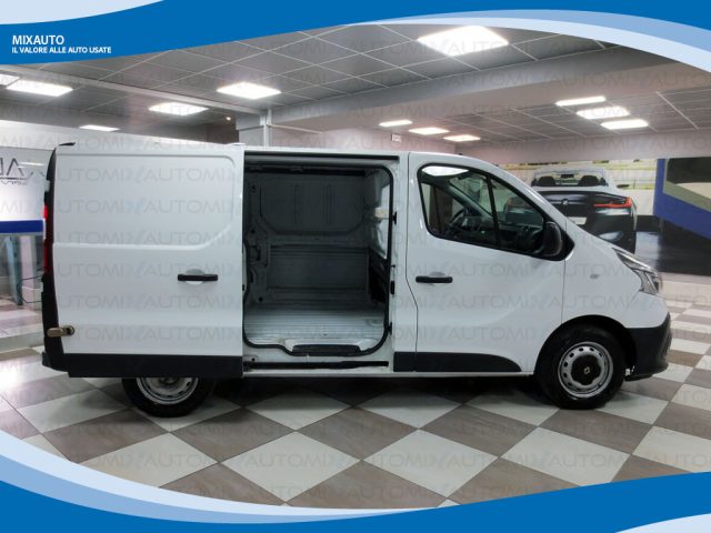 RENAULT Trafic usata, con Servosterzo