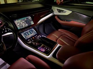 AUDI Q8 usata, con Fari LED