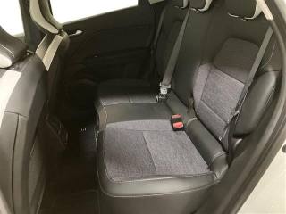 RENAULT Captur usata, con Volante in pelle