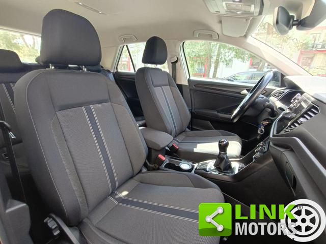 VOLKSWAGEN T-Roc usata, con Alzacristalli elettrici