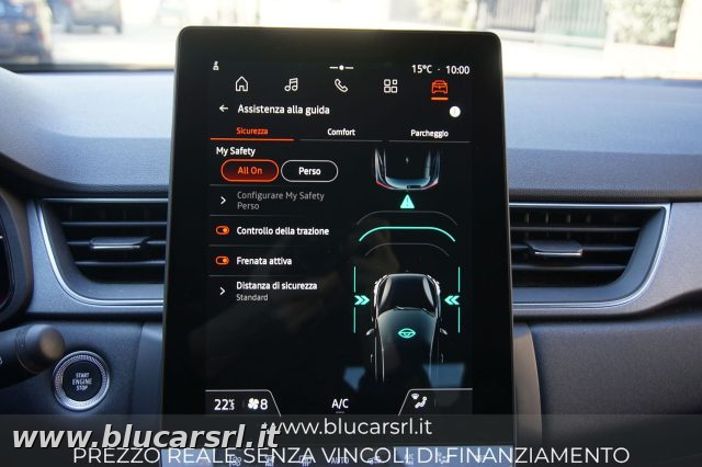 RENAULT Captur usata 16