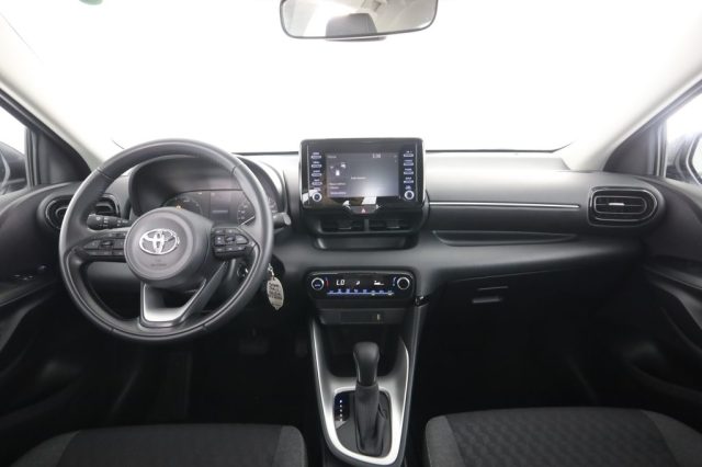 TOYOTA Yaris usata 4