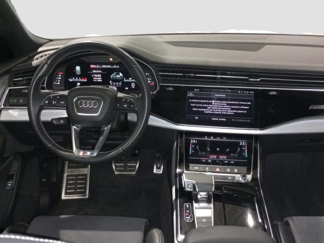 AUDI Q8 usata 11