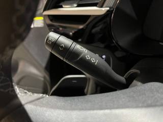 OPEL Corsa usata, con Sedile posteriore sdoppiato
