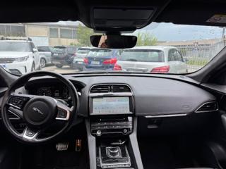 JAGUAR F-Pace usata, con Climatizzatore