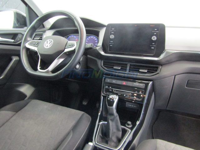 VOLKSWAGEN T-Cross usata, con Autoradio
