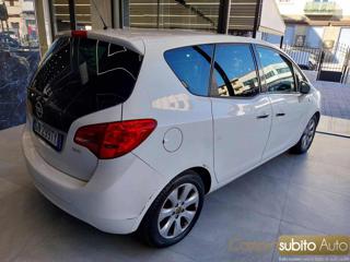 OPEL Meriva usata, con Autoradio