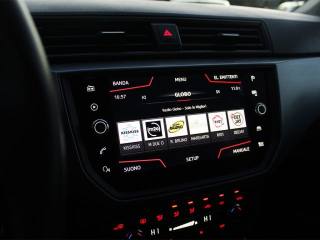 SEAT Arona usata, con Autoradio digitale