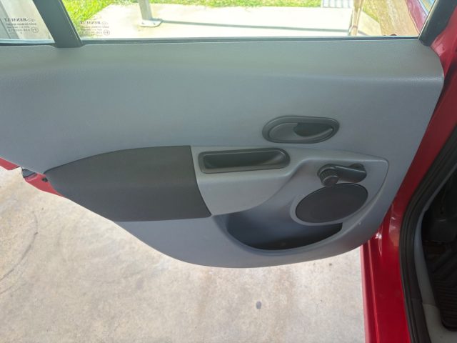 RENAULT Modus usata 37