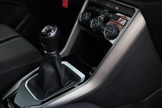VOLKSWAGEN T-Roc usata, con Sensori di parcheggio anteriori