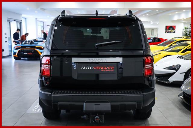 TOYOTA Land Cruiser usata, con Autoradio