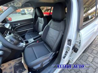 JEEP Avenger usata, con USB