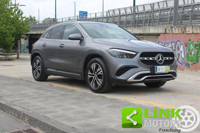 MERCEDES-BENZ GLA 200 usata, con Cerchi in lega