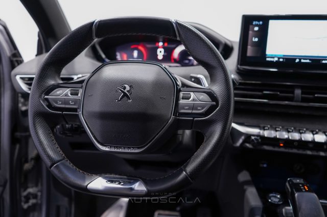 PEUGEOT 5008 usata, con Sistema di navigazione
