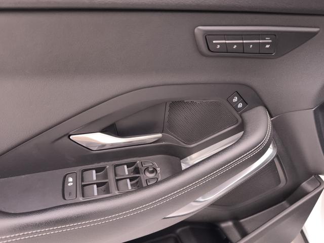 JAGUAR E-Pace usata, con Touch screen