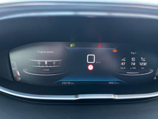 PEUGEOT 3008 usata, con Autoradio