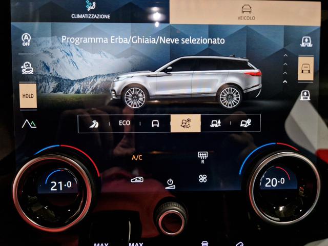 LAND ROVER Range Rover Velar usata, con USB