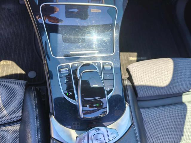 MERCEDES-BENZ C 220 usata, con Specchietti laterali elettrici
