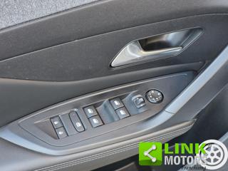 PEUGEOT 308 usata, con Sedili riscaldati