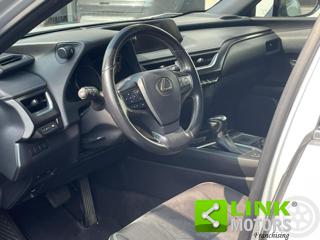 LEXUS UX 250h usata, con Cronologia tagliandi