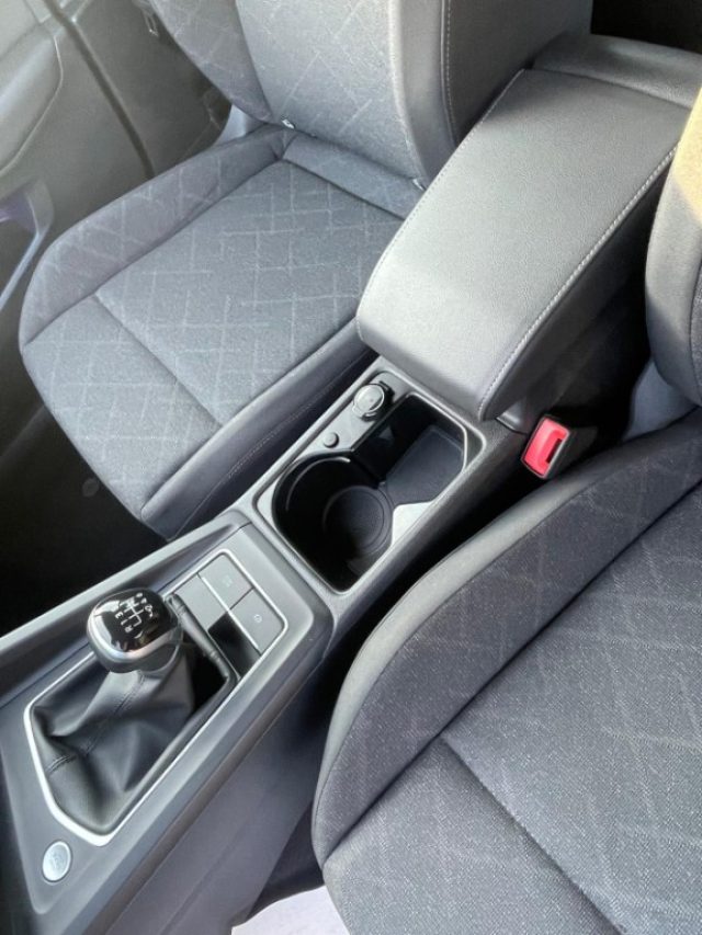 VOLKSWAGEN Golf usata, con Alzacristalli elettrici