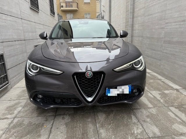 ALFA ROMEO Stelvio usata, con Airbag