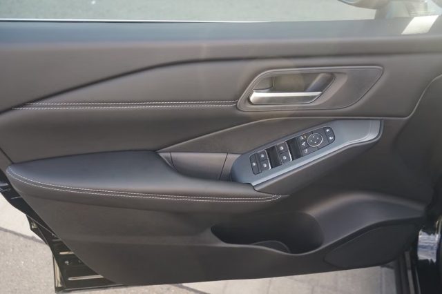 NISSAN Qashqai usata, con Sedili riscaldati