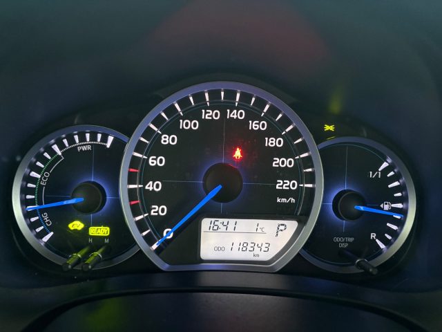 TOYOTA Yaris usata 46