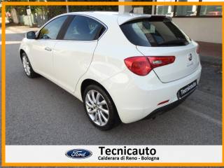 ALFA ROMEO Giulietta usata, con Autoradio