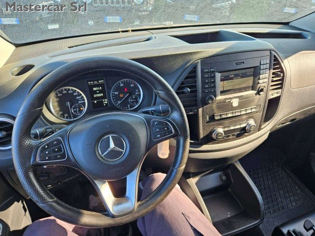 MERCEDES-BENZ Vito usata 13