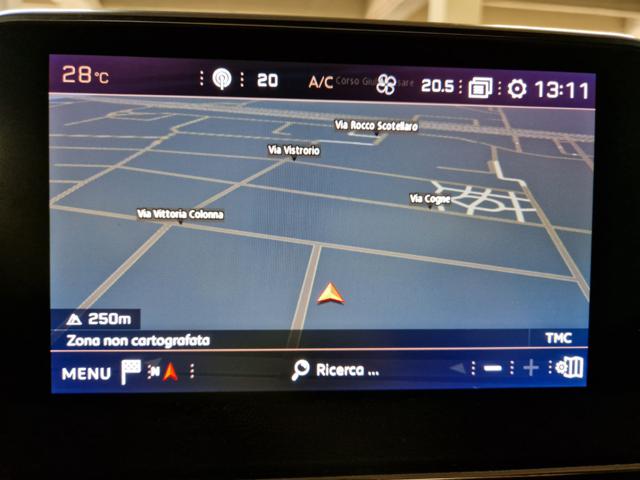 PEUGEOT 5008 usata, con Luci diurne LED