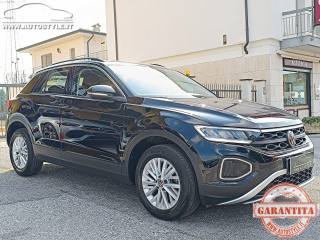 VOLKSWAGEN T-Roc usata, con USB