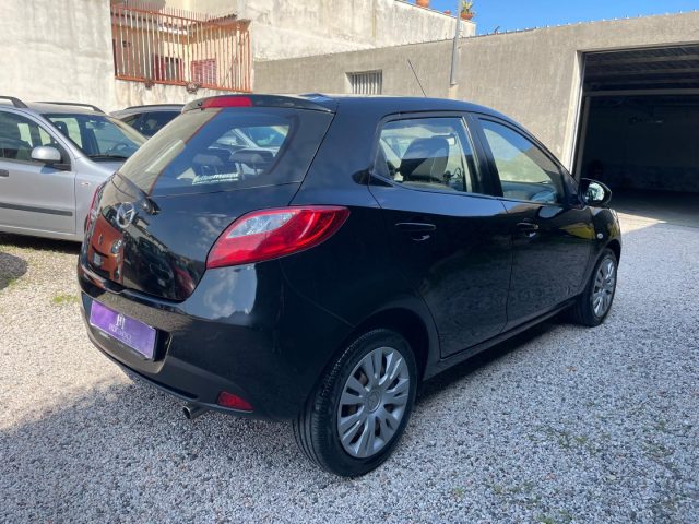 MAZDA 2 usata, con Alzacristalli elettrici